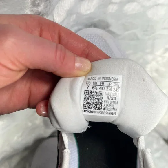 ***Adidas***   Mens Runfalcon 5 in Cloud White/Core Black/Better Scarlet Size 7 - Picture 8 of 9